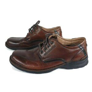 Clarks Unstructured Brown Leather Bicycle Toe Shoe